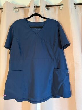 Women's V-Neck Scrub Top in Navy Blue